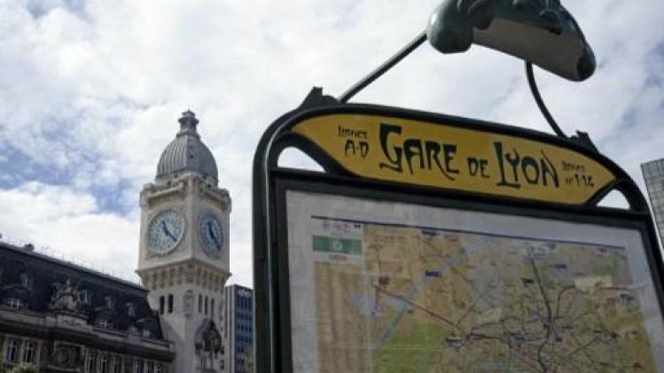 Zwaargewonde in Parijse metro na veronderstelde aanval met een zuur