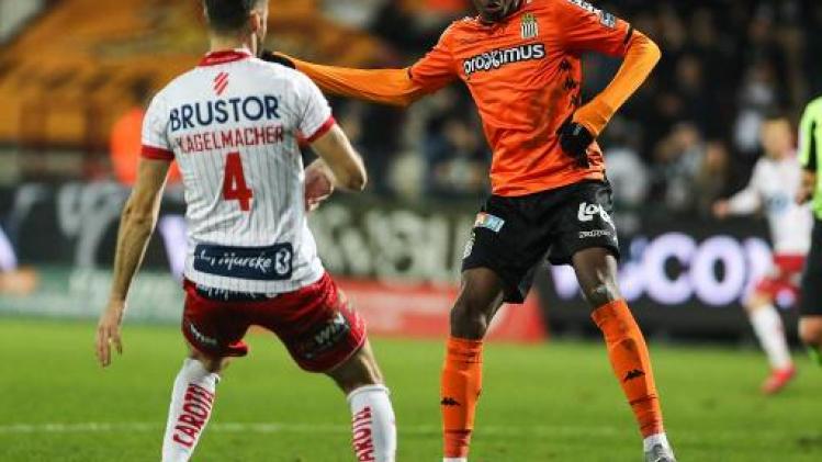 Jupiler Pro League - Charleroi wint dankzij goal in blessuretijd met 1-2 van Kortrijk