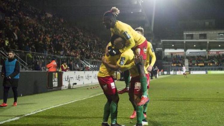Jupiler Pro League - Oostende verzekert zich na draw tegen Waasland-Beveren van behoud