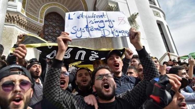 Weer massaal protest in Algerije ondanks grootschalige politiemacht