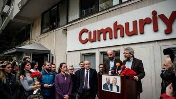Proces tegen Turkse journalisten vrijdag achter gesloten deuren begonnen