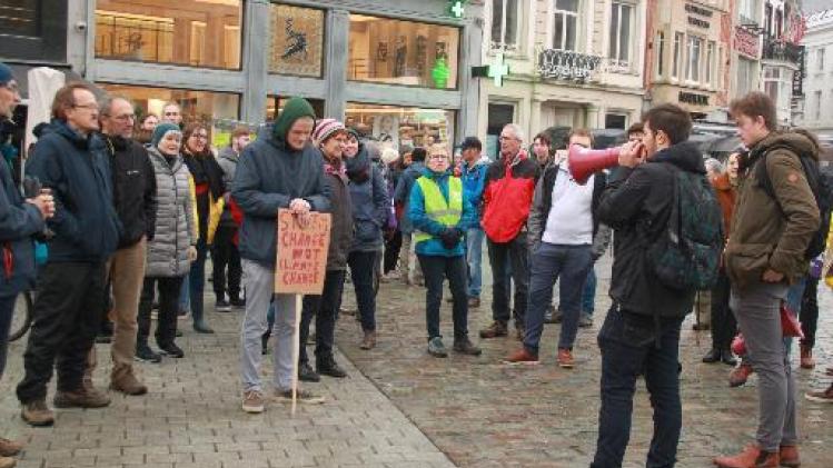 Zeventig deelnemers aan lokale klimaatmars in Kortrijk