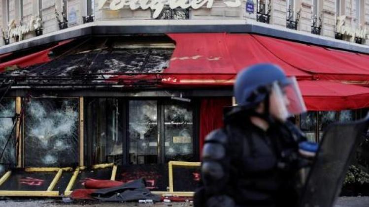 Brandstichting en plunderingen in Parijs