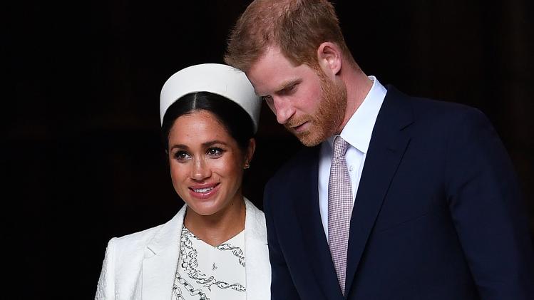 The Queen stelt veto tegen 'eigen' koningshuis Harry en Meghan