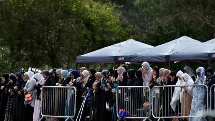 Terreuraanslagen Christchurch - Eerste slachtoffers van terreuraanslagen begraven