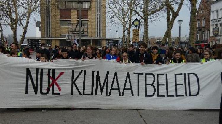 200 "diehard" klimaatspijbelaars op achtste Antwerpse actiedag