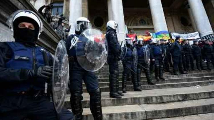 Brusselse politie: "Tiental extreemrechtse amokmakers opgepakt"