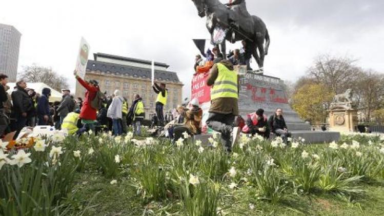 Klimaatactivisten nemen afscheid van Troonplein na drie dagen van protest