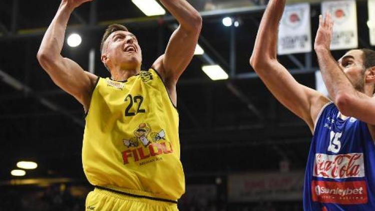 EuroMillions Basket League - Oostende deelt leiding met Antwerp na zege tegen Brussels