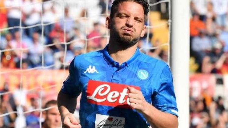 Belgen in het buitenland - Invaller Dries Mertens gaat met Napoli de boot in bij degradatiekandidaat Empoli