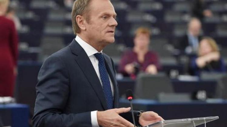 Tusk overweegt "flexibel" uitstel tot 12 maanden