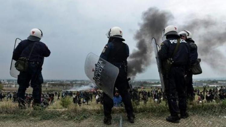 Asiel en migratie - Botsingen tussen migranten en politie in noorden van Griekenland
