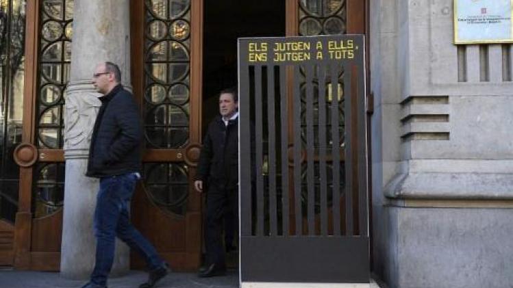 Dertig extra mensen aangeklaagd voor referendum over Catalonië