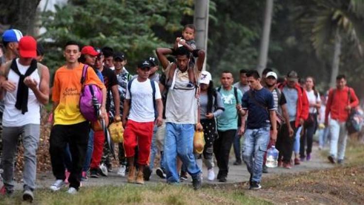 Honderden Hondurezen op weg naar de VS