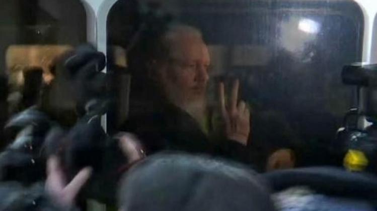 Julian Assange schuldig bevonden aan schenden voorwaarden voorlopige invrijheidstelling