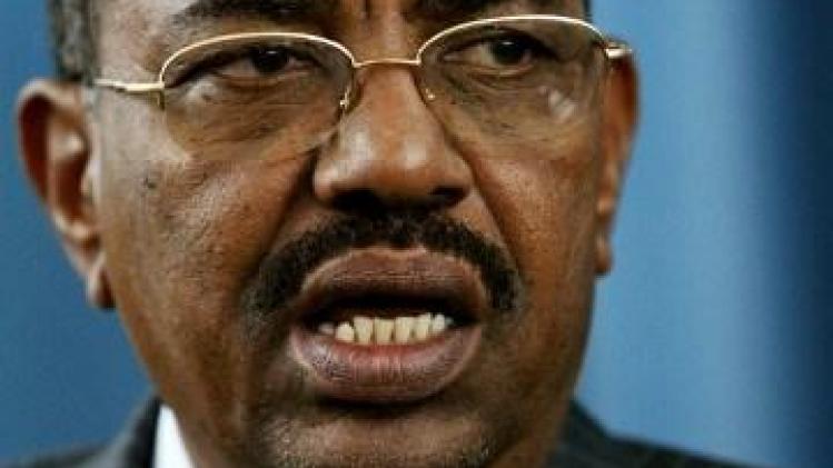 Bashir afgezet en opgepakt door het leger