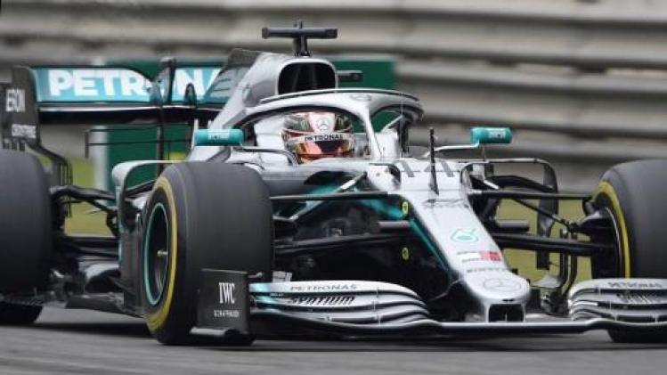 Lewis Hamilton is beste in duizendste GP en pakt WK-leiding