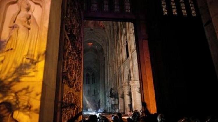 Brand Notre-Dame - Onderzoekers zijn gestart met ondervraging van werfarbeiders