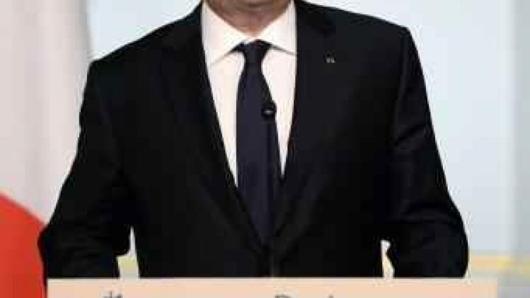 Hollande ziet af van voorstel om terroristen Franse nationaliteit te ontnemen