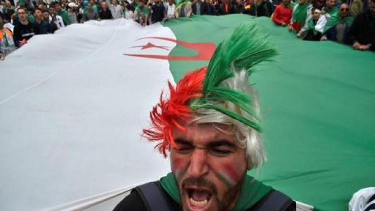 Weer massaprotest in Algerije tegen interim-president Bensalah