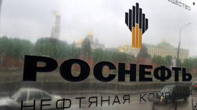 Rosneft ontkent wegsluizen Venezolaanse olie en dreigt Reuters te bannen uit Rusland