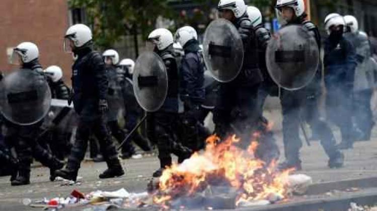 Politie verspreidt opsporingsbericht naar relschoppers nationale betoging van oktober