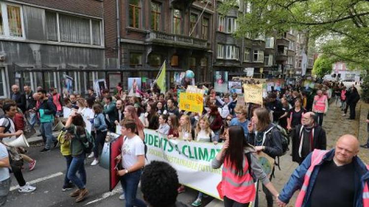 Vierhonderd deelnemers aan nationale mars voor het klimaat in Namen