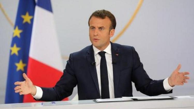Macron zegt dat "rechtvaardige eisen" ten grondslag liggen aan gelehesjesbeweging