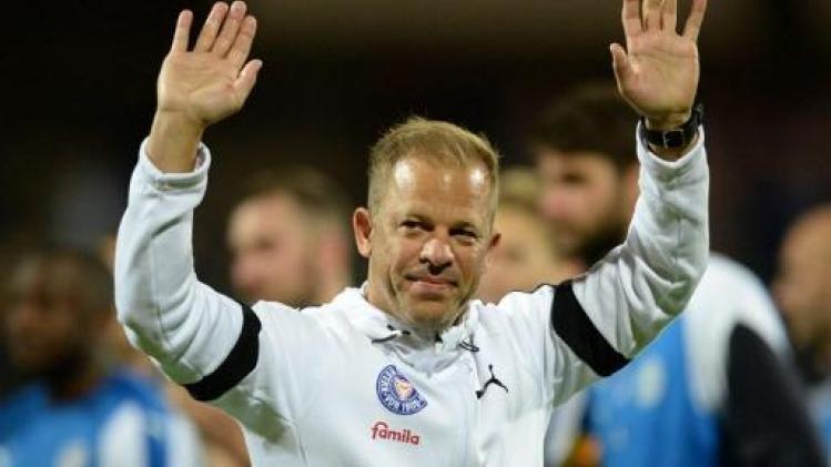 Koploper in tweede Bundesliga ontslaat coach