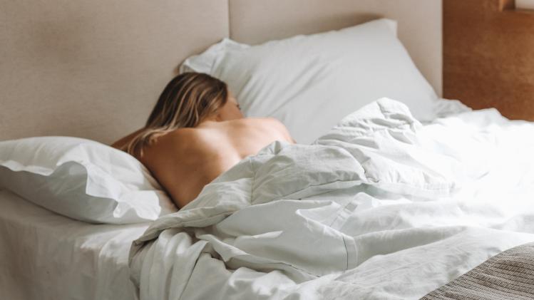 Vrouwen snurken bijna even veel als mannen