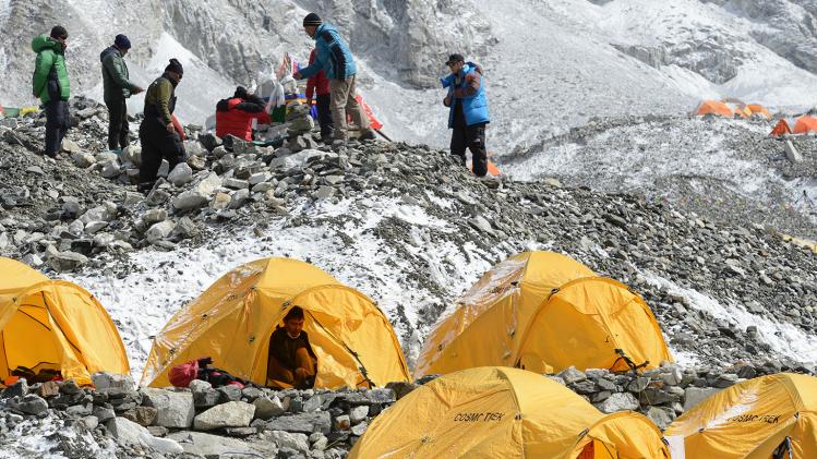 Al meer dan 3000 kilogram afval verzameld bij opruimactie Mount Everest