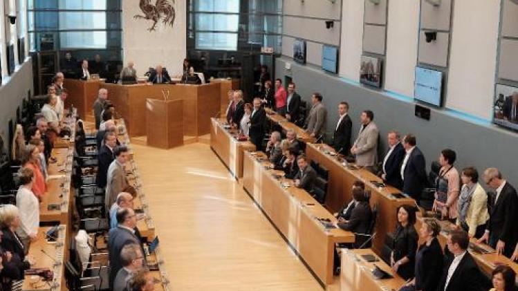 Waals parlement zet licht op groen voor volksraadplegingen