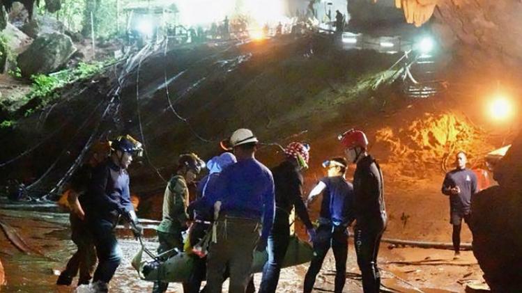 Netflix maakt tv-serie over reddingsoperatie van voetballertjes uit Thaise grot