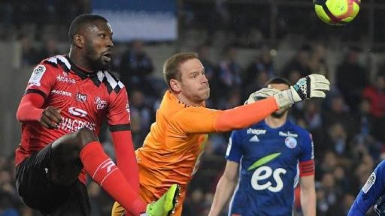 Belgen in het buitenland - Matz Sels pakt met Straatsburg puntje tegen Marseille