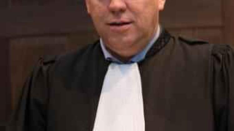 Kasteelmoord: Pierre Serry kiest andere advocaat