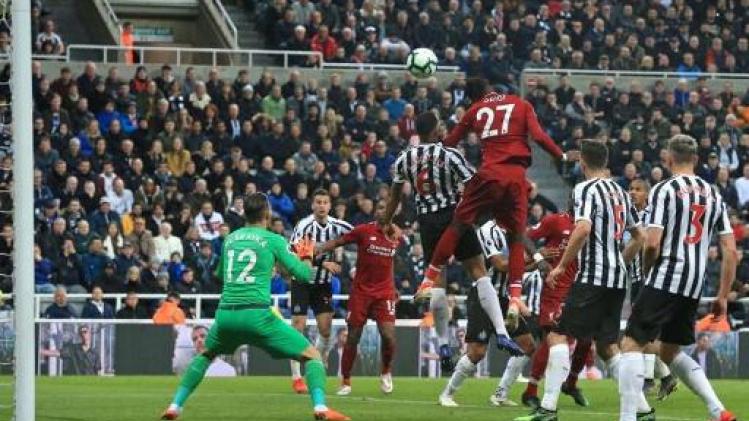 Belgen in het buitenland - Invaller Origi houdt Liverpool in de titelrace