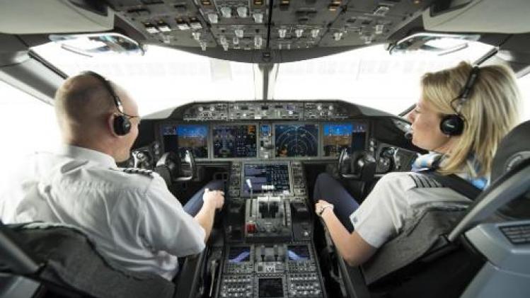 Piloten vragen "uitgeruste en emotioneel stabiele" luchtverkeersleiders