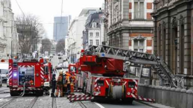 Brusselse Regentschapsstraat weer open voor het verkeer