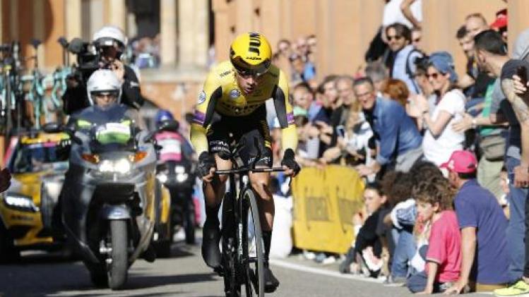 Giro - Roglic maakt favorietenrol waar in openingstijdrit