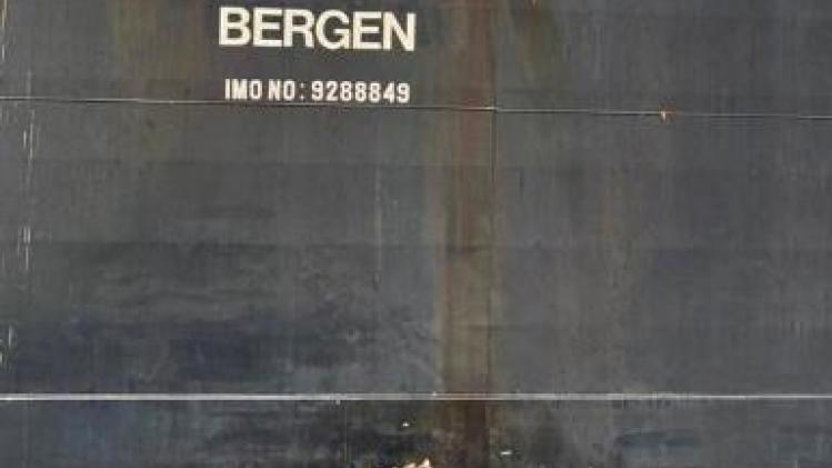 Noorse olietanker "door onbekend object getroffen" in Golf van Oman