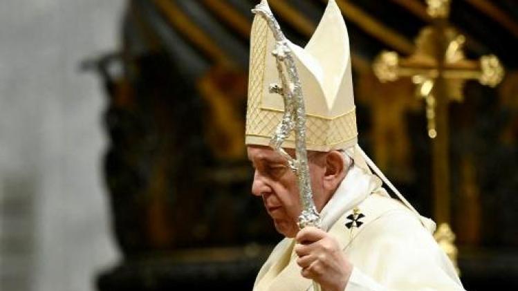 Franciscus naar Assisi: paus pleit voor "een economie met een menselijk gelaat"
