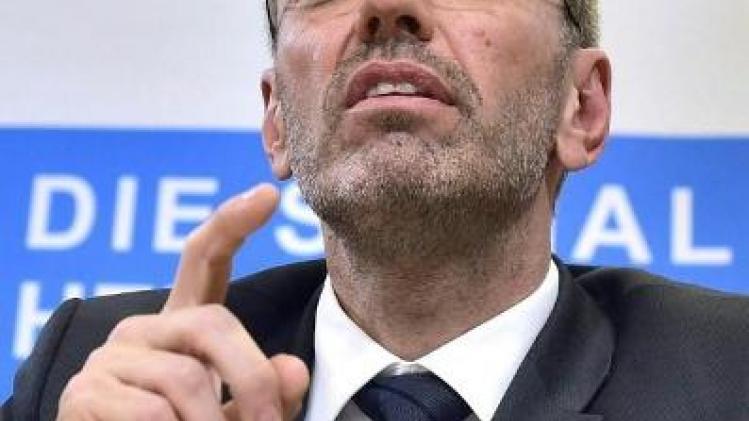 Oostenrijkse bondskanselier kondigt ontslag van minister van Binnenlandse Zaken aan