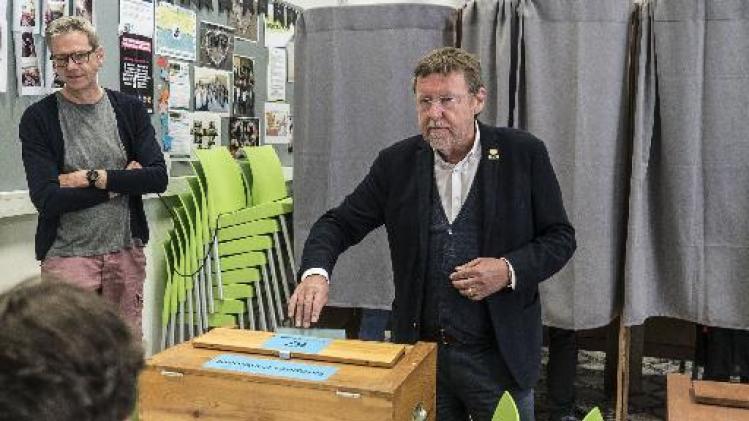 Kamervoorzitter Siegfried Bracke (N-VA) brengt stem uit in Gent
