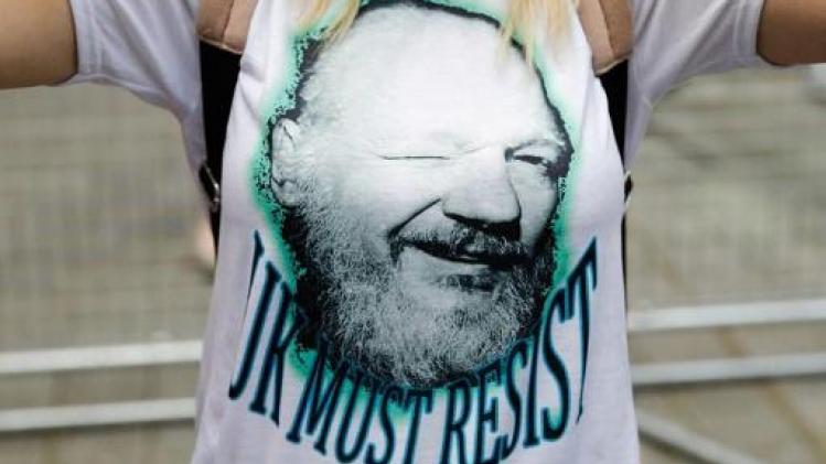 Julian Assange lijdt aan "intens trauma" door psychologische foltering