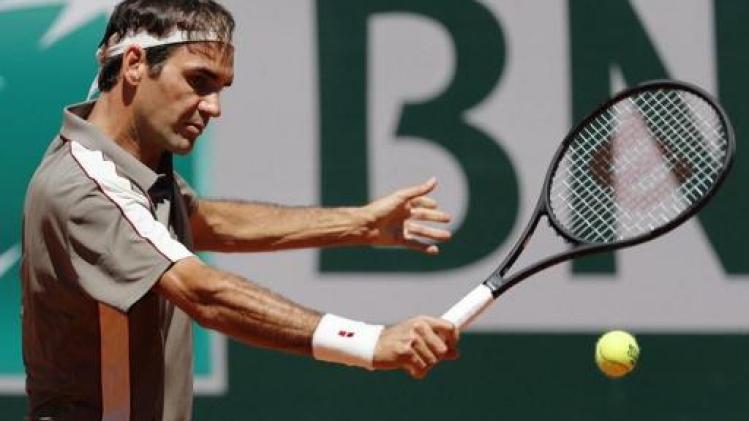Federer bereikt zonder setverlies kwartfinales