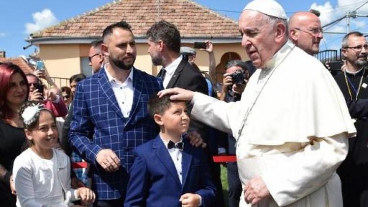 Paus vraagt vergiffenis voor discriminatie van Roma