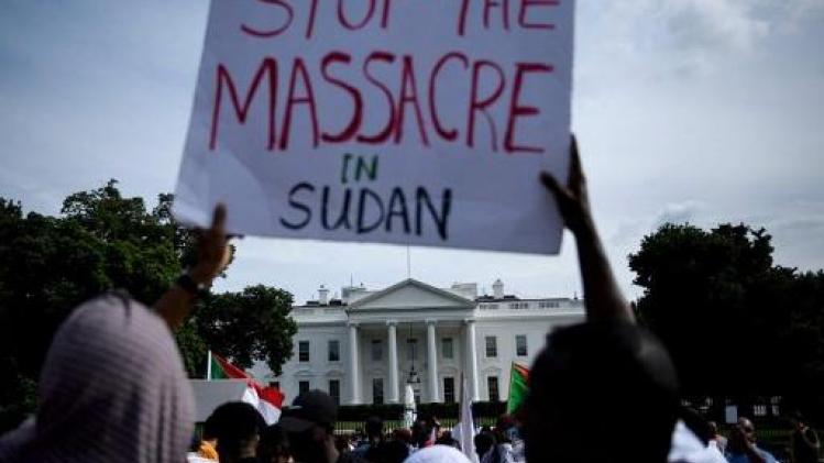 Crisis Soedan - Politie gebruikt traangas tegen manifestanten op eerste dag "burgerlijke ongehoorzaamheid"
