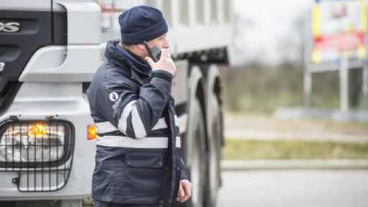 Politie kreeg bevel om vrachtwagenblokkades te ontruimen
