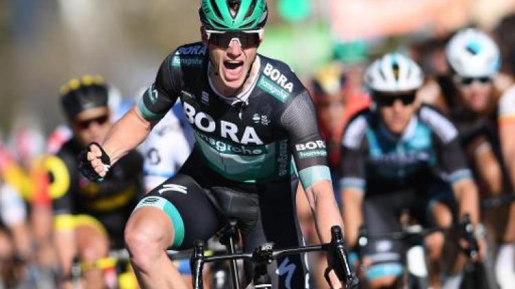 Bennett sprint naar de zege in Dauphiné