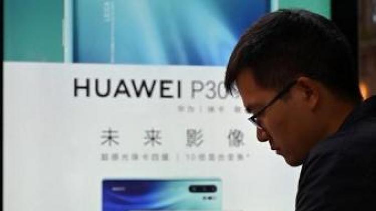 Huawei excuseert zich voor advertentie op startscherm